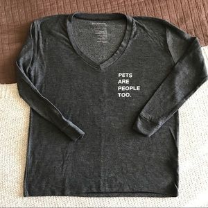 Good hYOUman “pets are people too” v neck sweater